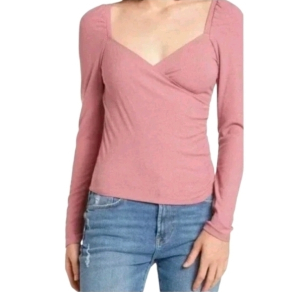 Abound Nostalgia Puff Long Sleeves and Crossover Neckline Top Pink Size S - Picture 3 of 11